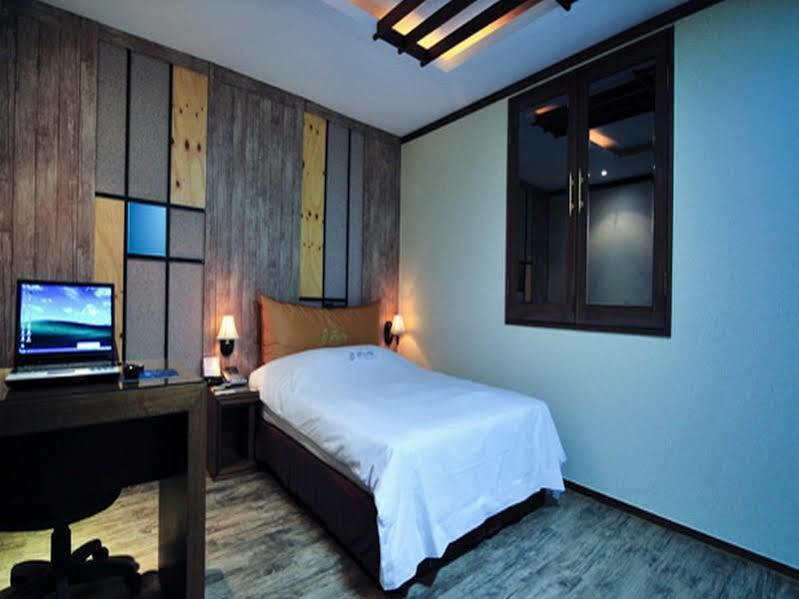 Fiore Hotel Gumi Dış mekan fotoğraf